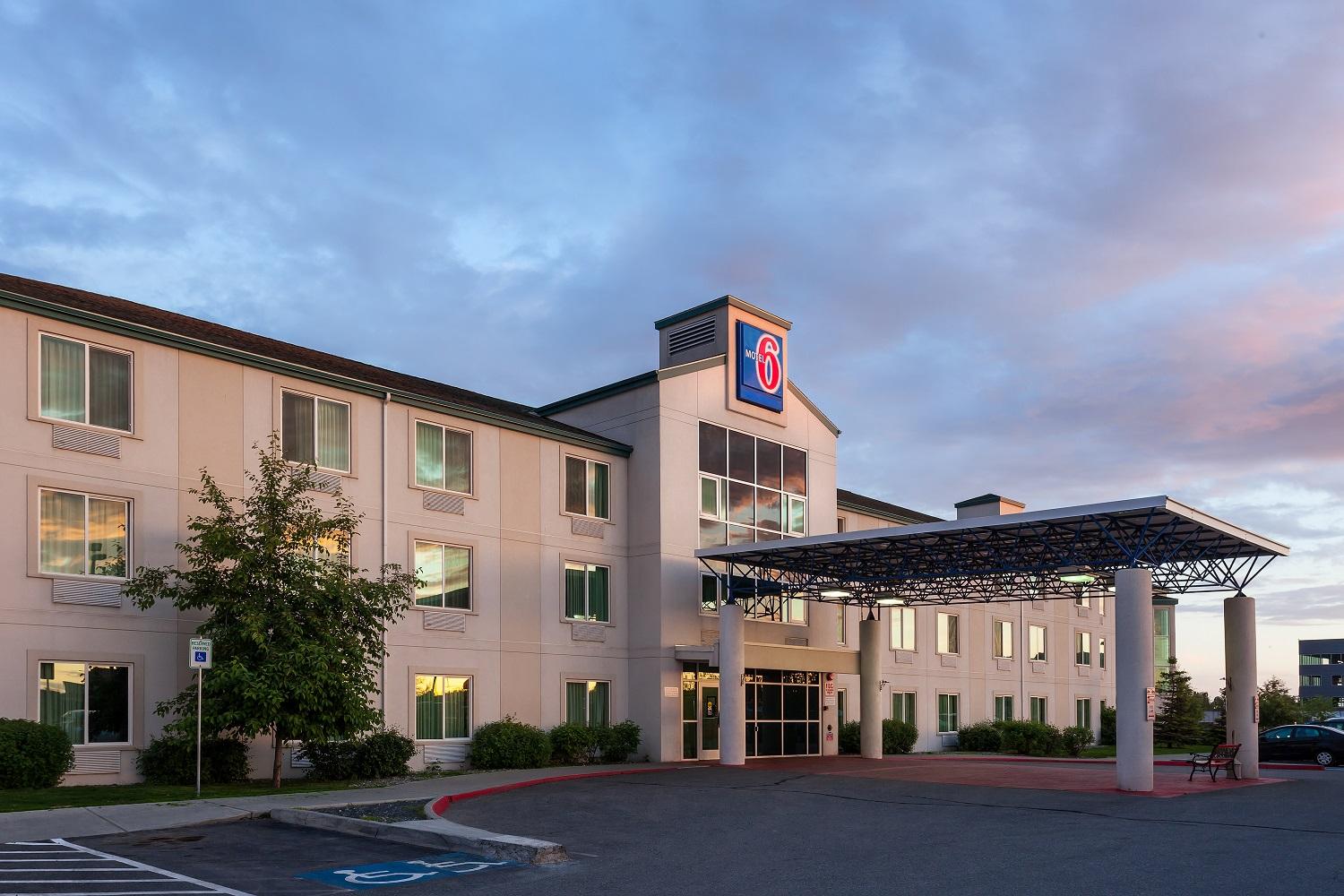 MOTEL 6 ANCHORAGE MIDTOWN Prices Reviews AK