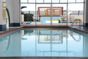 Pool & Beach