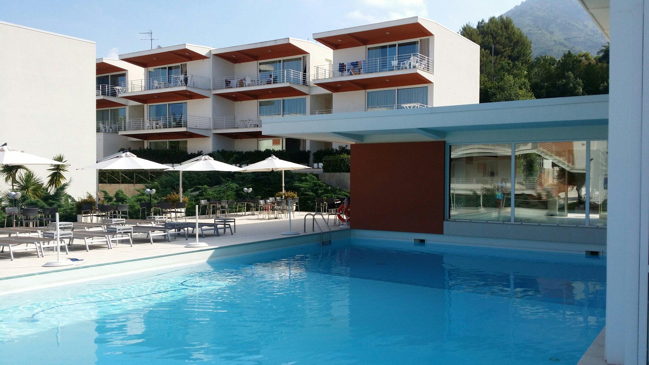 Hotel photo 1 of Sporting Club Resort.