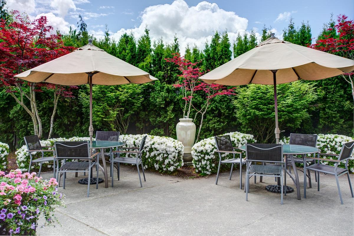 HOLIDAY INN EXPRESS BELLINGHAM AN IHG HOTEL Updated 2024 Prices   Back Patio 