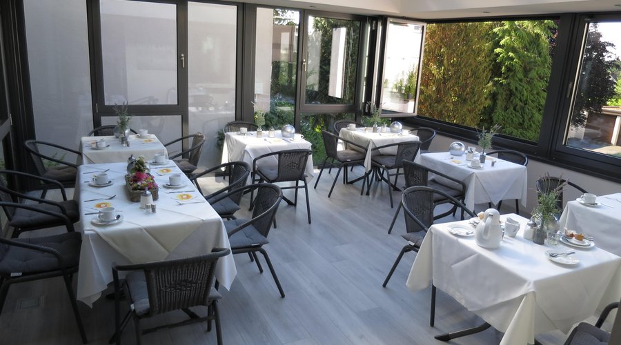 Breakfast Patio is beautiful