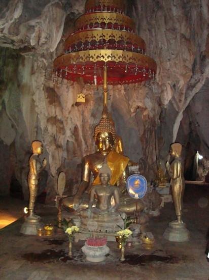 Wat Tham Pra That Charoen image