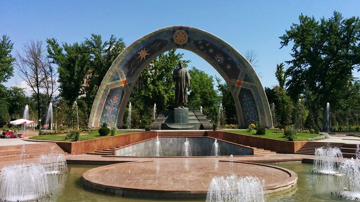 بهترین جاهای دیدنی تاجیکستان | پارک رودکی