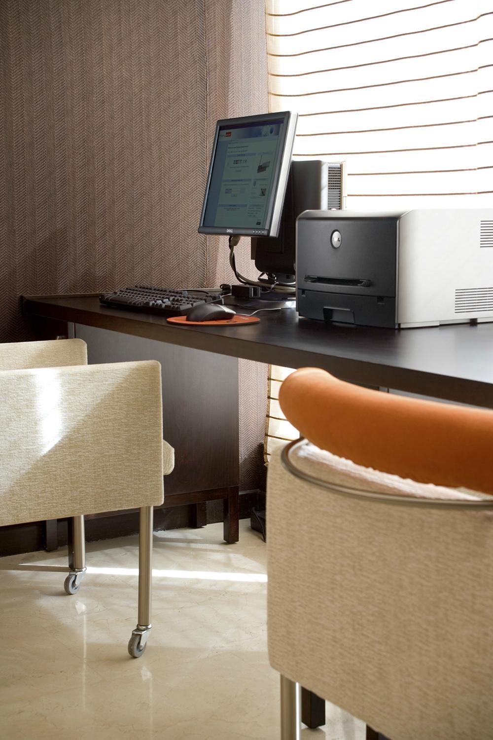 Hotel photo 10 of NH Valladolid Balago.