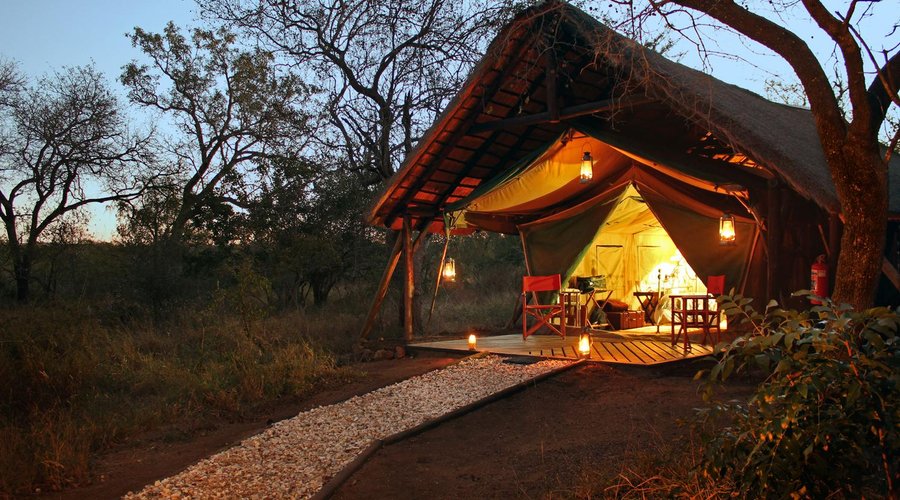 Choose between tent or chalet