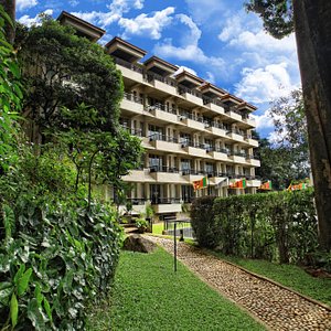 Hotel Thilanka in Kandy, image may contain: Resort, Hotel, Building, Architecture