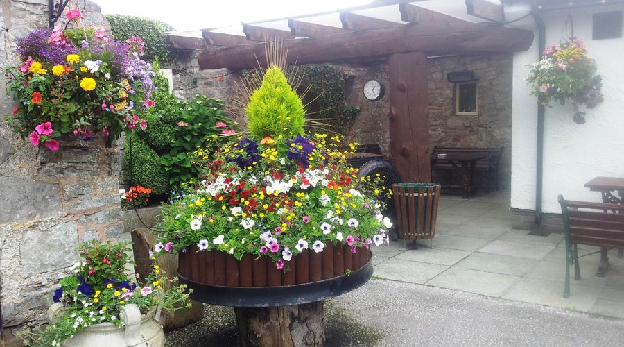 July 2014 - Flowers to Smoking Shelter Area