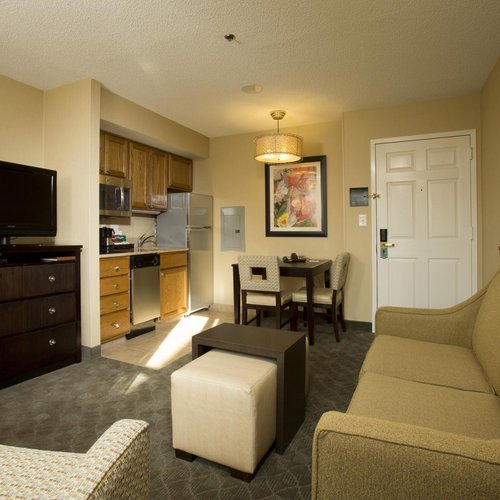 Hotel photo 1 of Homewood Suites by Hilton Alexandria/Pentagon South, VA.
