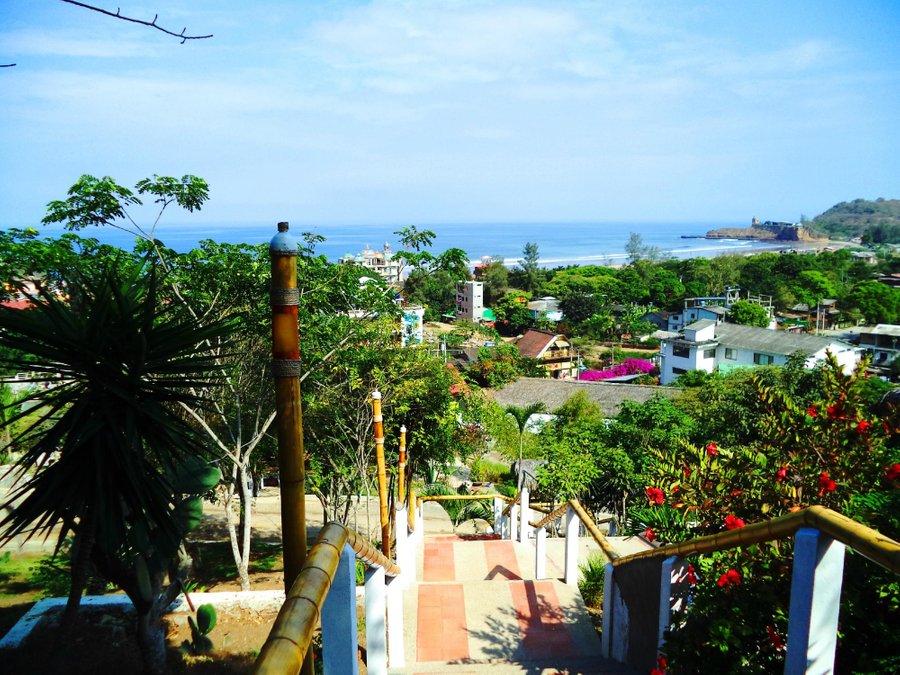 HOSTAL MONTA  ITA WEEKEND  Ecuador  opiniones comentarios hostal
