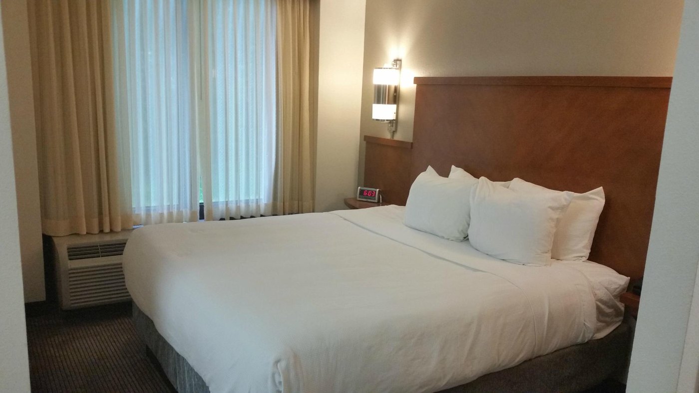 Hyatt Place Fair Lawn Paramus Rooms: Pictures & Reviews - Tripadvisor