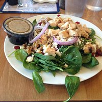 Spinach & Walnut Salad