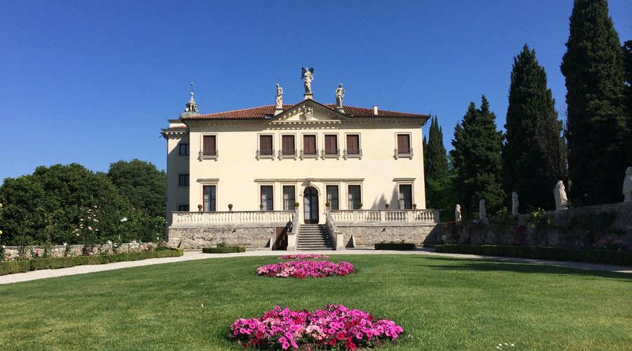 Palazzina. Facciata meridionale