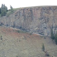 Discordanza angolare tra Tufo e rocce del Cretaceo