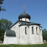 Белоснежный Георгиевский собор