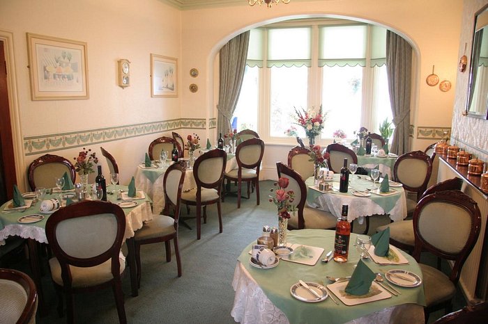 THE BEAUCHIEF - Hotel Reviews (Blackpool, England)