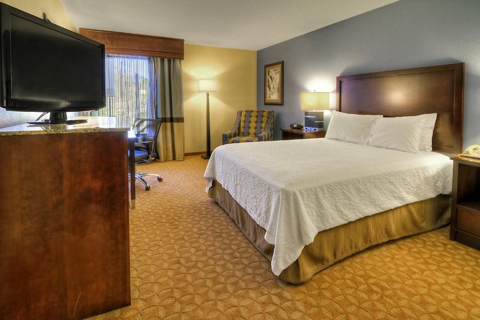 Hampton Inn Jonesville/Elkin Rooms: Pictures & Reviews - Tripadvisor