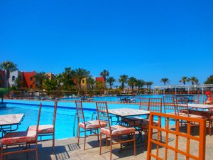 Piscina e praia