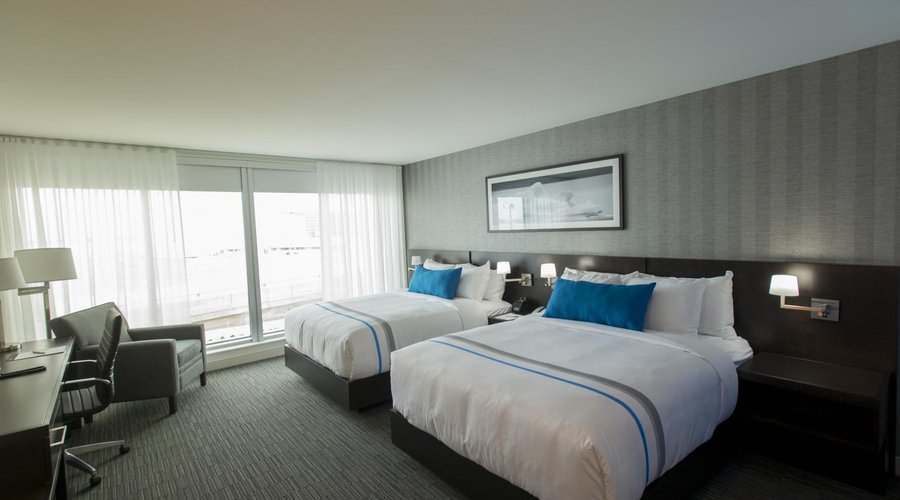 Deluxe two queen guestroom