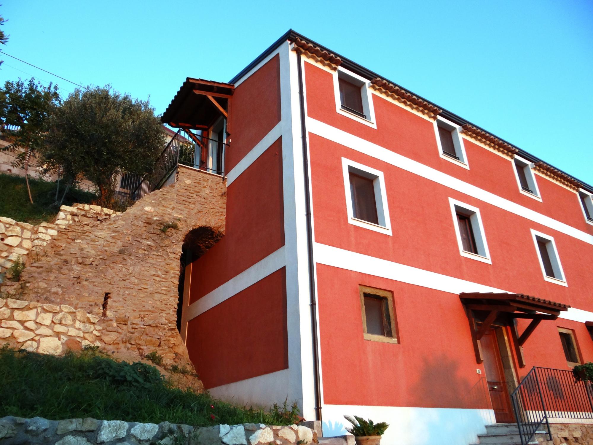 LA CASA ROSSA B&B (Paola, Calabria): Prezzi 2021 E Recensioni