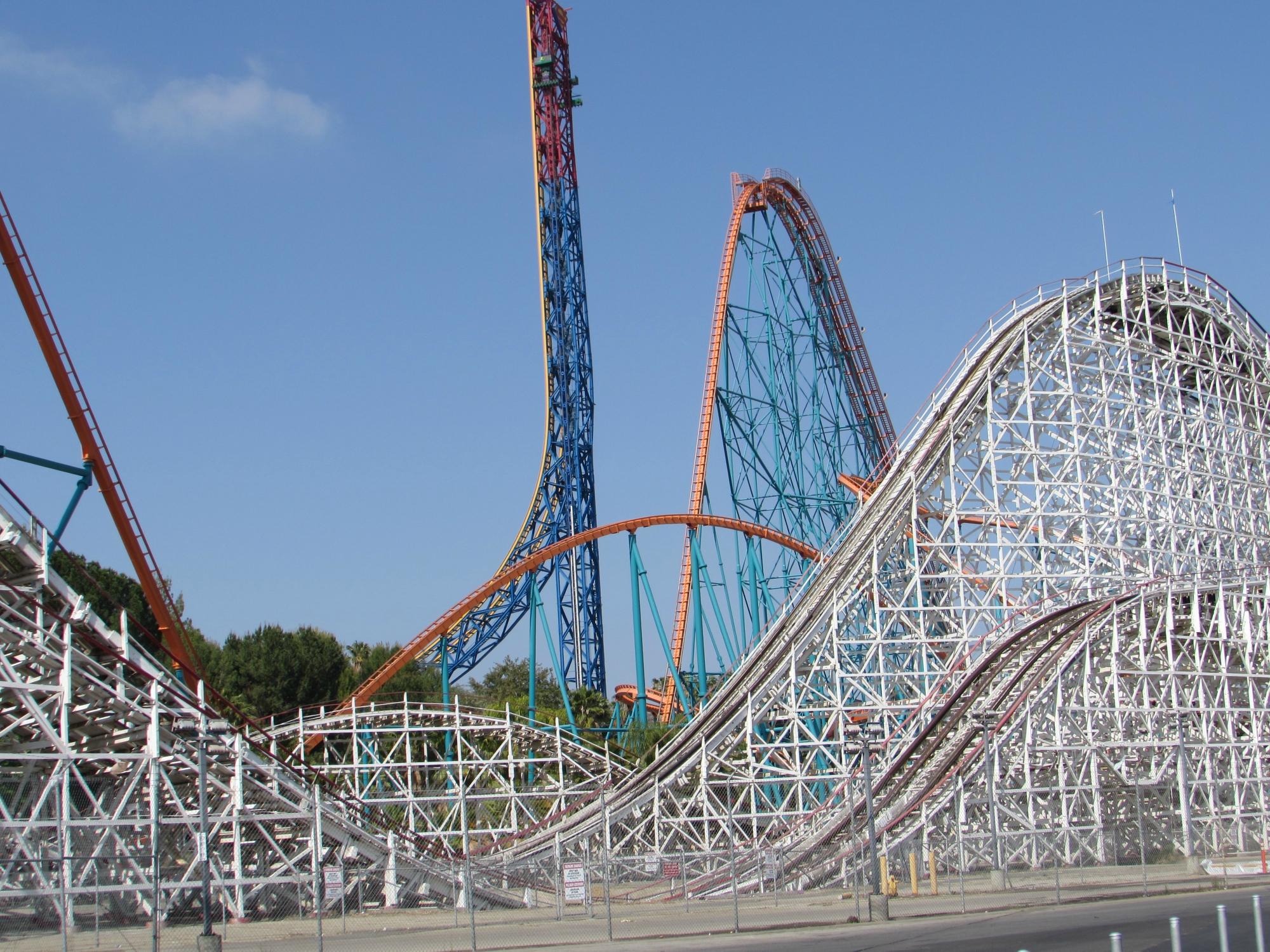 SIX FLAGS MAGIC MOUNTAIN Santa Clarita Ce qu il faut savoir