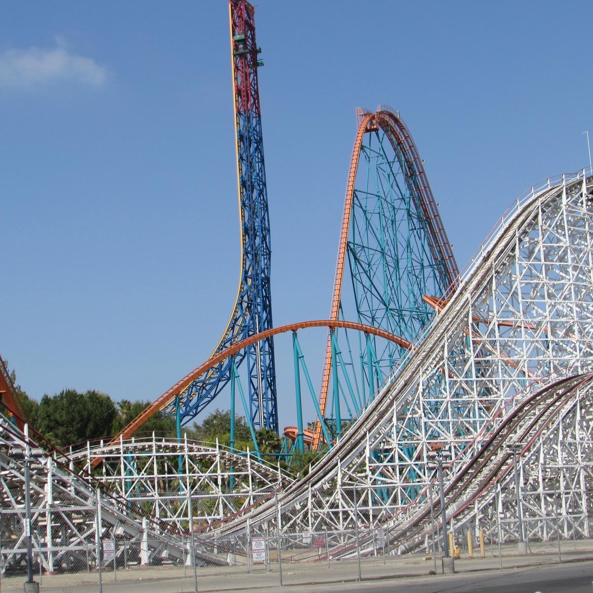 Top 5 Theme Park Experiences For Adults in Southern California