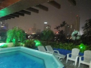 Pool & Beach
