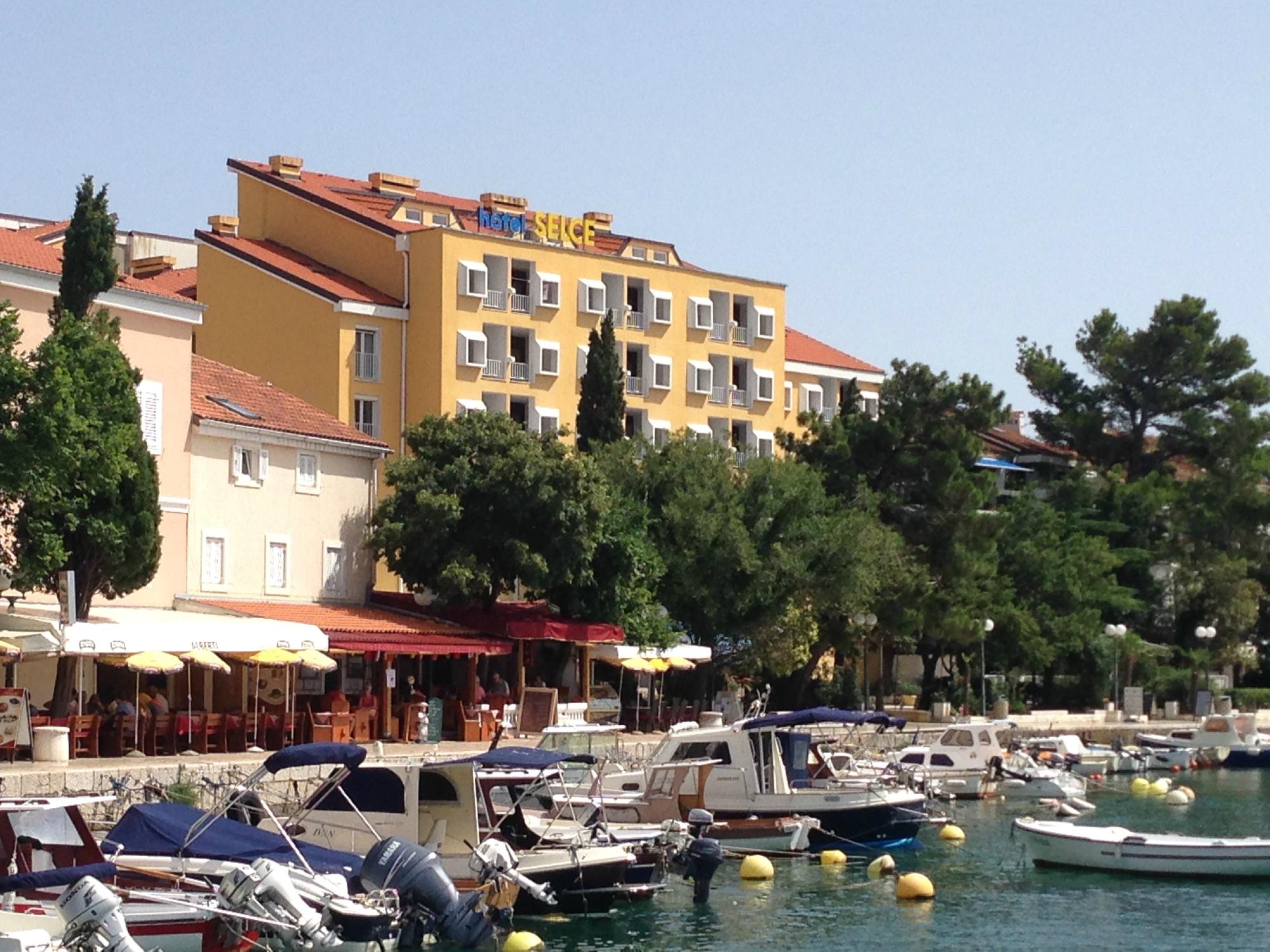 Hotel photo 1 of Hotel Selce.