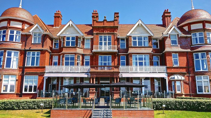 THE GRAND HOTEL - Updated 2024 Prices (Lytham St Anne's)