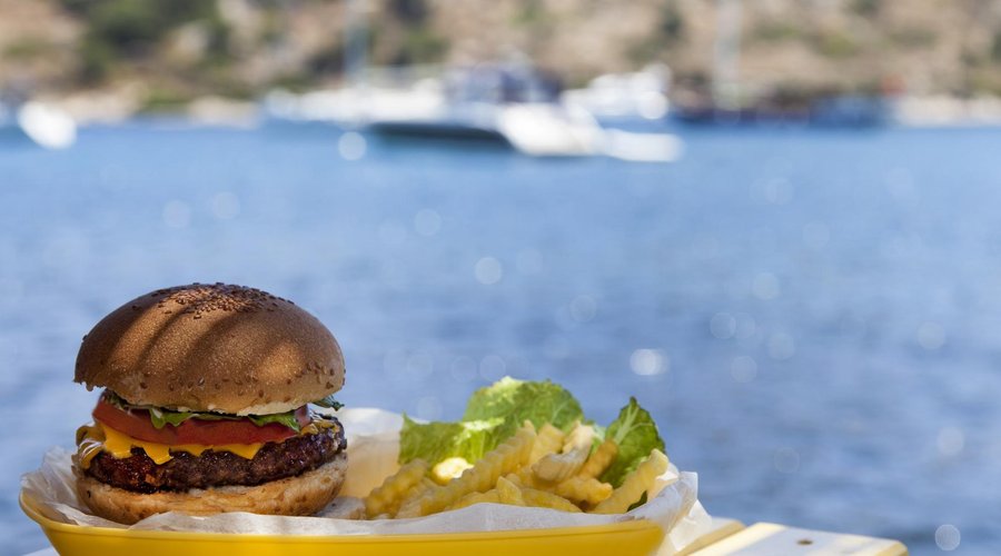 LITTLE BURGER SHOP BY THE SEA, Gumusluk - Restaurant Reviews, Photos & Phone Number - Tripadvisor