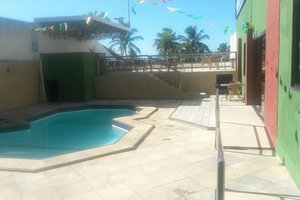 Piscina e praia