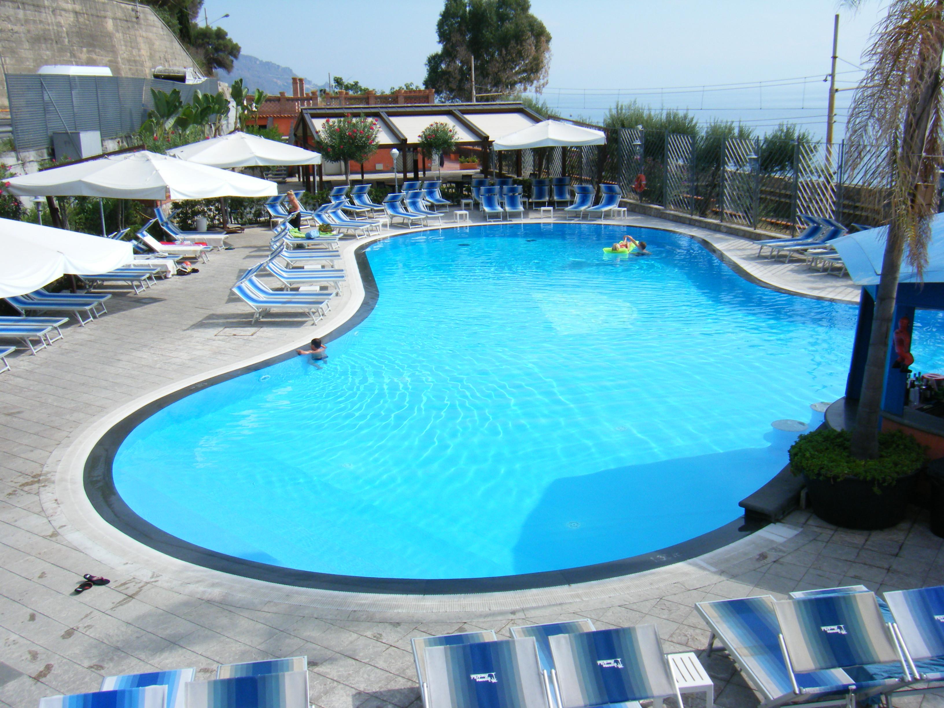 Lido ipanema beach deals club taormina me