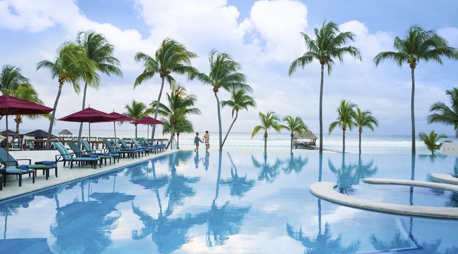 Infinity pool