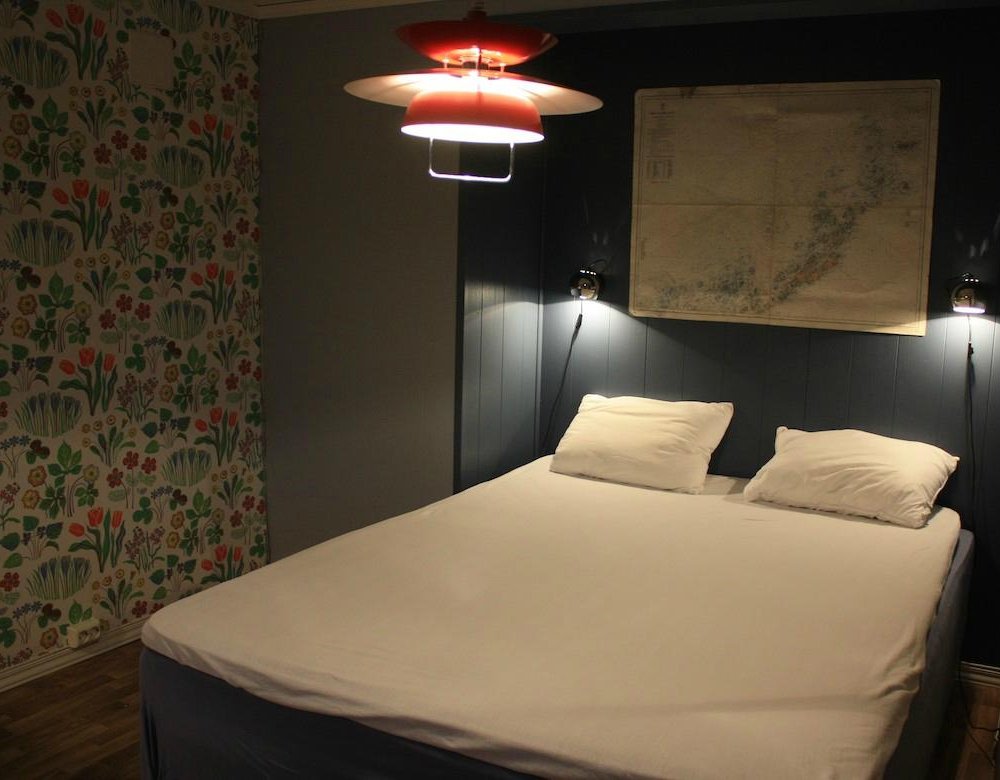 Tromsø Bed & Books by null