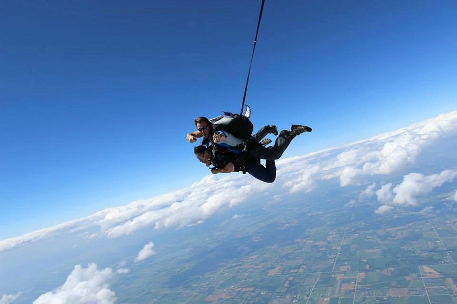 Skydive Midwest image