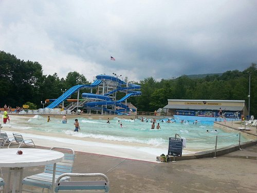 Guide to New England Amusement Parks & Water Parks - New England