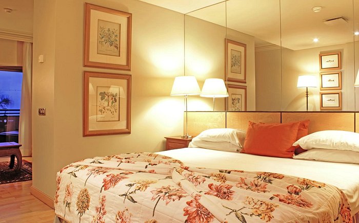 Royal Savoy Hotel Rooms: Pictures & Reviews - Tripadvisor