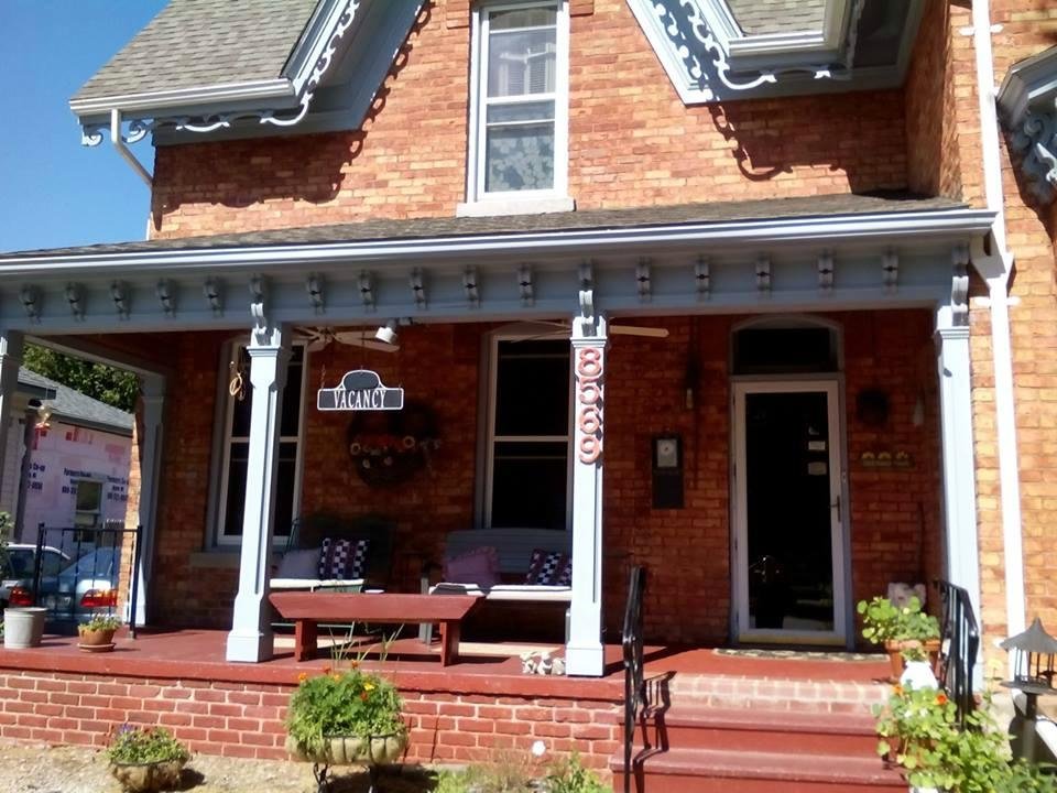 LAKE STREET MANOR BED & BREAKFAST - B&B Reviews (Port Austin, MI)