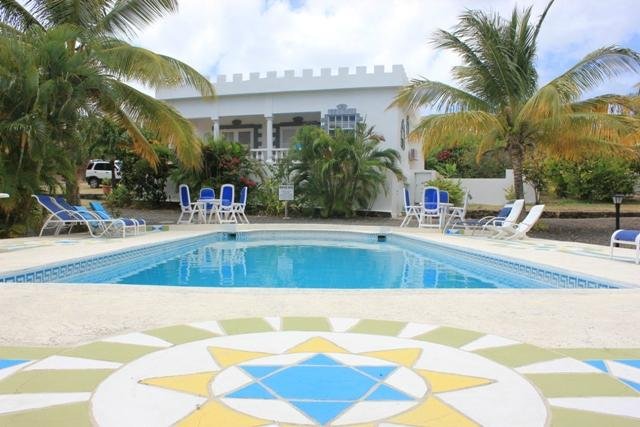 Castles In Paradise Villa Resort Pool: Pictures & Reviews - Tripadvisor