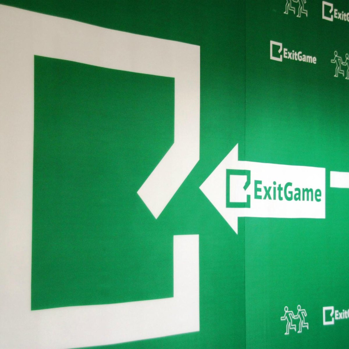 Exitgames. EXITGAMES логотип. EXITGAMES Курск. EXITGAMES лого. EXITGAMES логотип ракета.