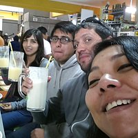 Jugos naturales en el mercado central puesto Mary Martin