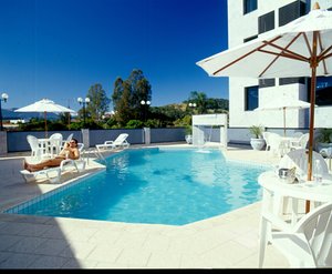 Piscina e praia