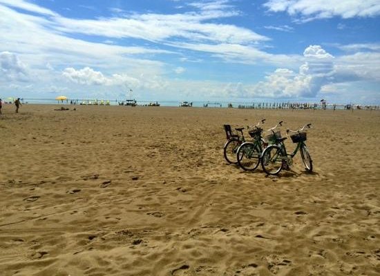 spiaggia di ponente dal camping s.margherita