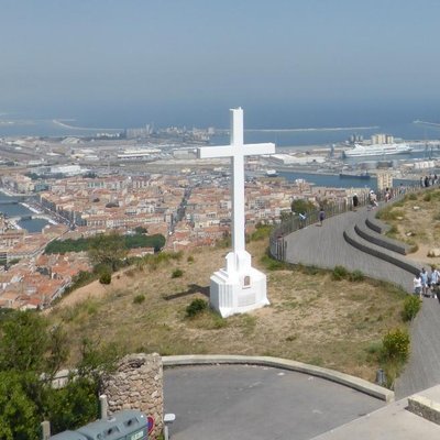 languedoc roussillon monuments