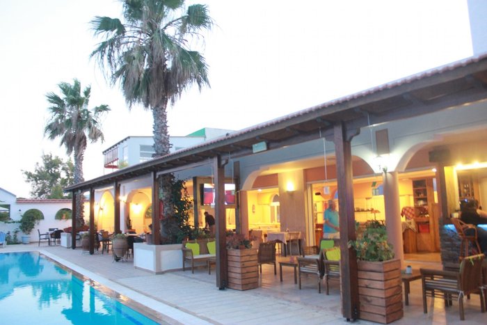 Hotel Faliraki Bay Bar or Lounge: Pictures & Reviews - Tripadvisor