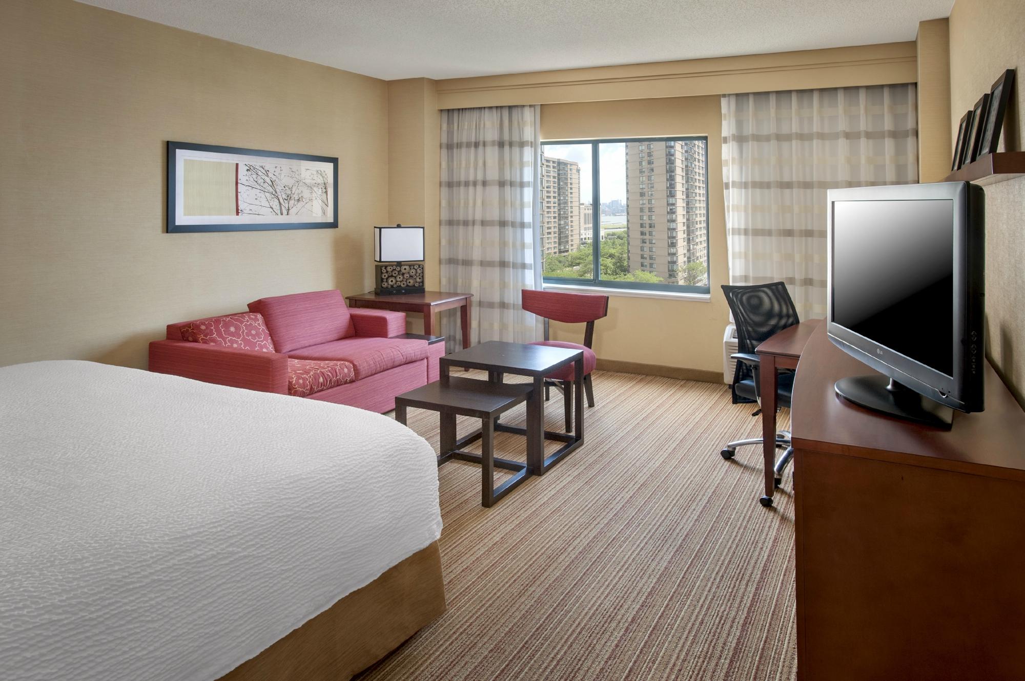 Hotel photo 25 of Courtyard by Marriott Jersey City Newport.