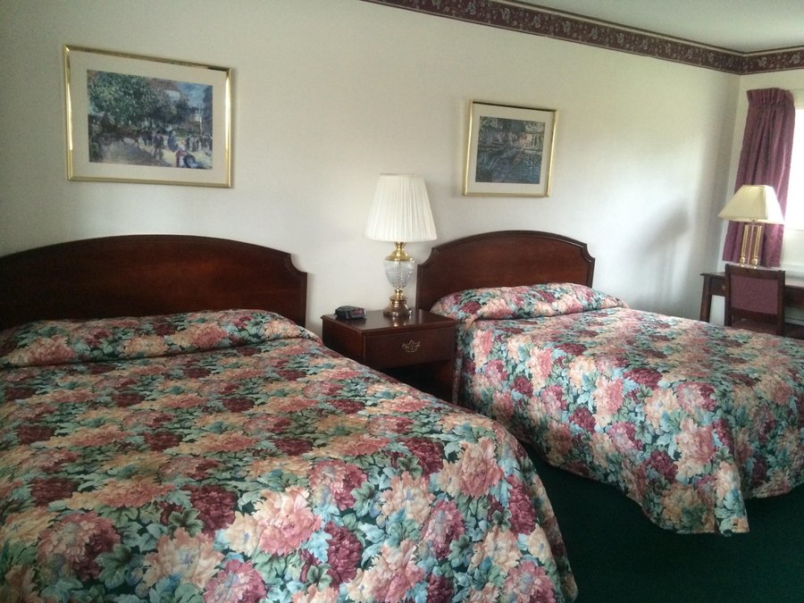 SUNRISE MOTEL Prices Reviews  Owego  NY  Tripadvisor