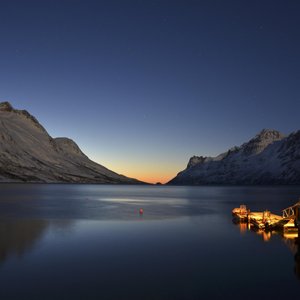 Ersfjordbotn - with the low sun setting in the horizon