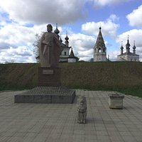 Памятник основателю города