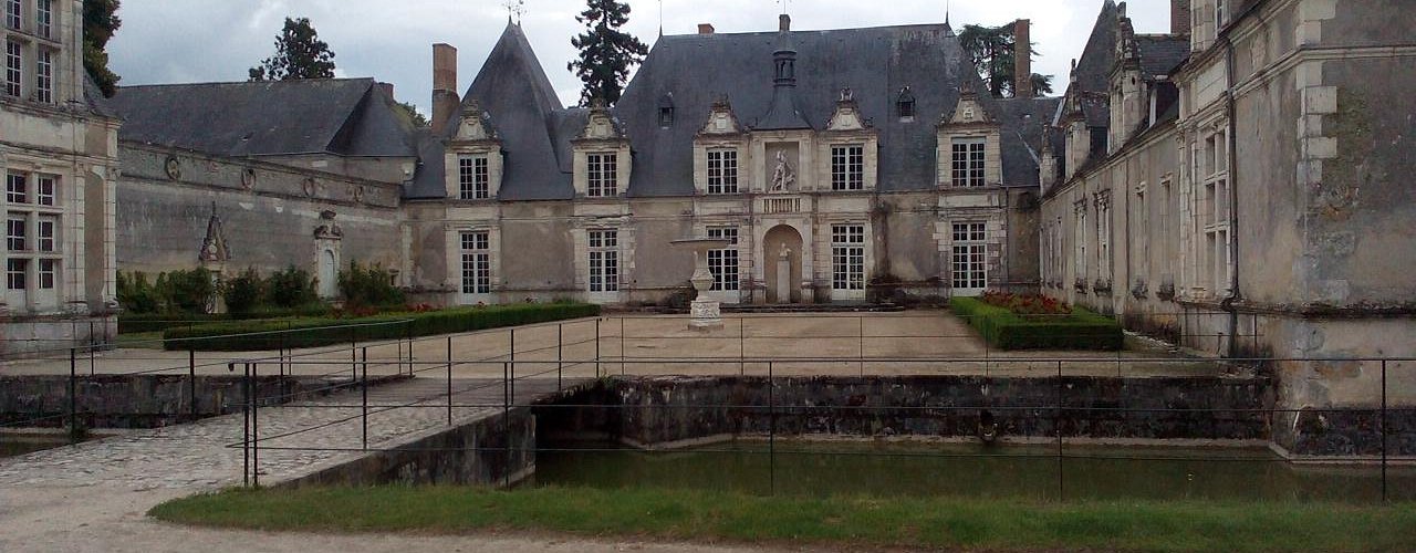 façade du château