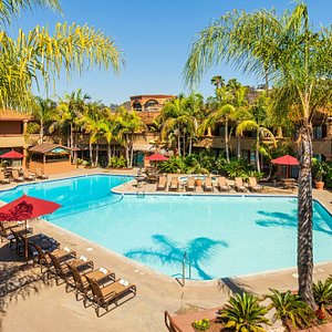 Handlery Hotel San Diego in San Diego, image may contain: Hotel, Resort, Villa, Pool